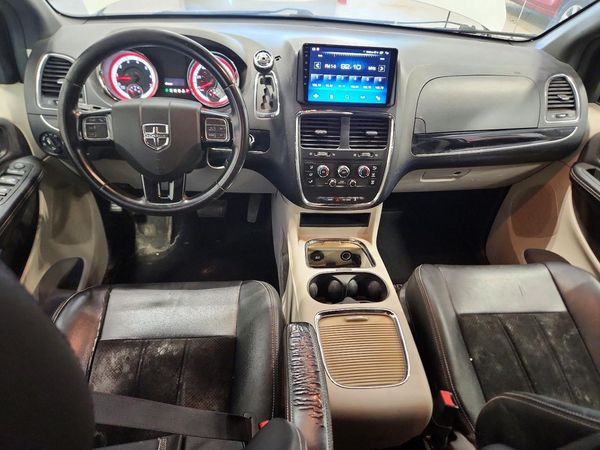 2014 DODGE GRAND CARAVAN SXT