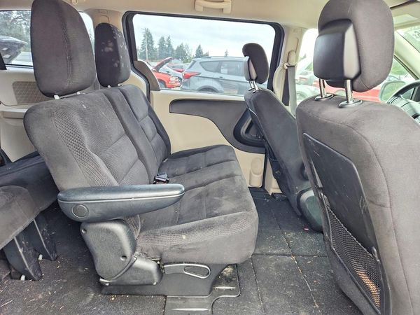 2014 DODGE GRAND CARAVAN SE