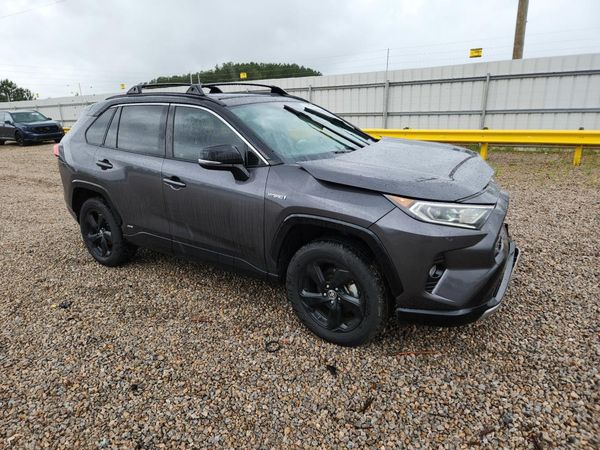2019 TOYOTA RAV4 XSE HV 4WD