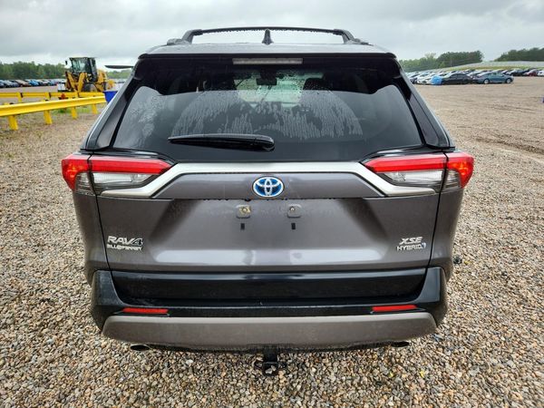 2019 TOYOTA RAV4 XSE HV 4WD