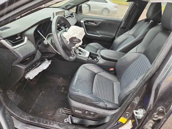 2019 TOYOTA RAV4 XSE HV 4WD