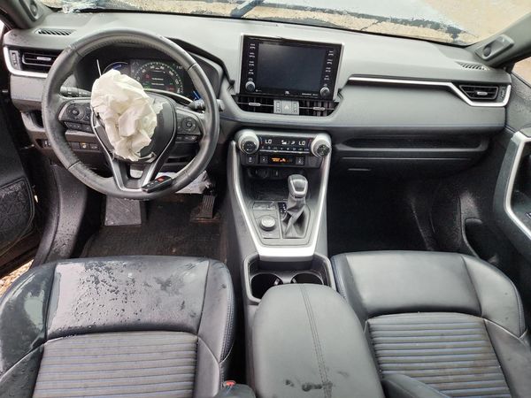 2019 TOYOTA RAV4 XSE HV 4WD