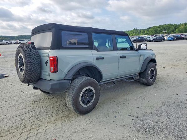 2022 FORD BRONCO