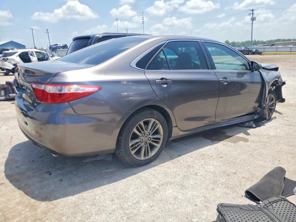 2016 TOYOTA CAMRY
