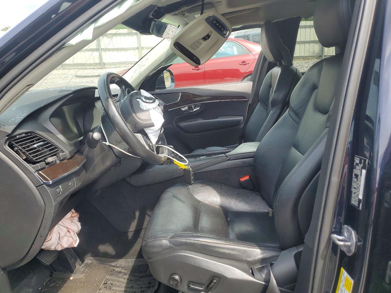 2016 VOLVO XC90 SV42 Momentum