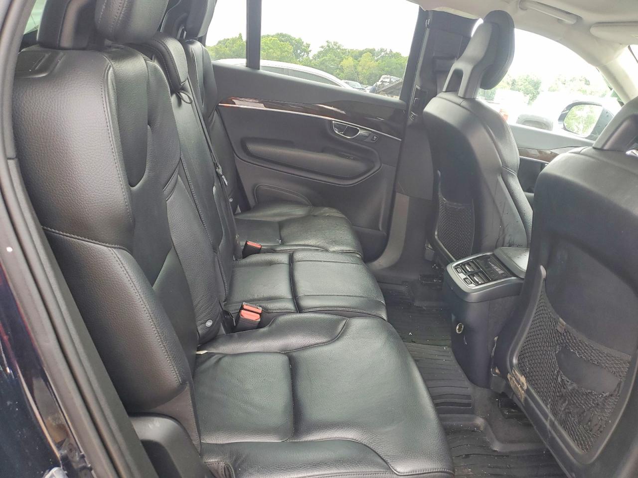 2016 VOLVO XC90 SV42 Momentum