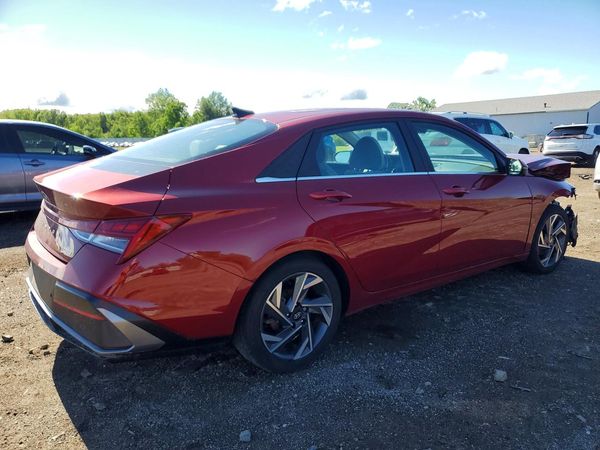 2024 HYUNDAI ELANTRA Limited