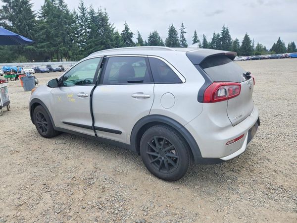 2017 KIA NIRO