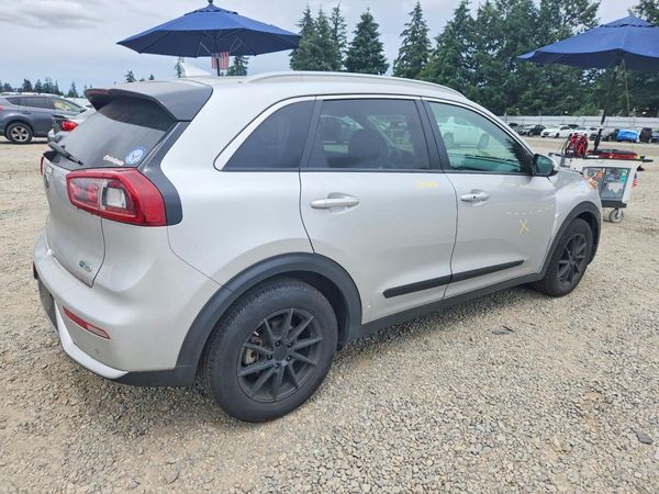 2017 KIA NIRO