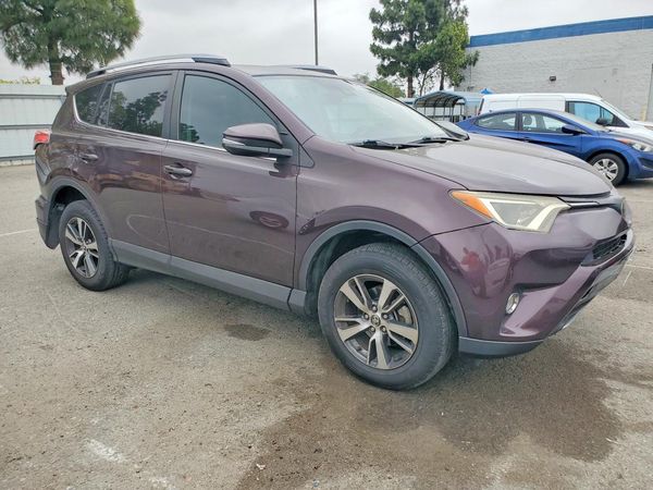 2017 TOYOTA RAV4 XLE