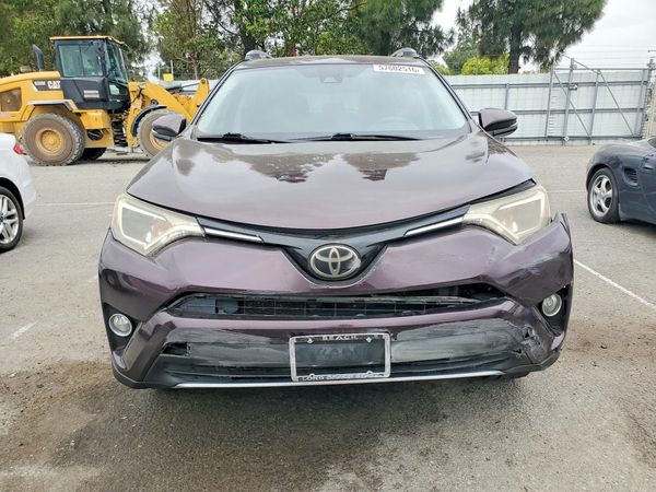 2017 TOYOTA RAV4 XLE
