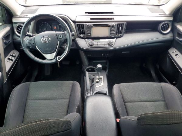 2017 TOYOTA RAV4 XLE