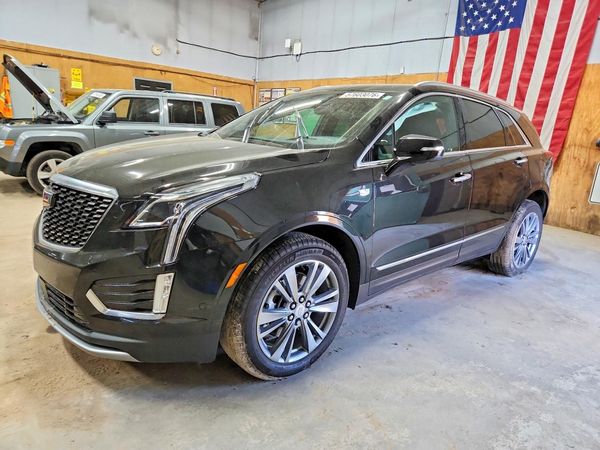 2025 CADILLAC XT5