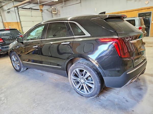 2025 CADILLAC XT5