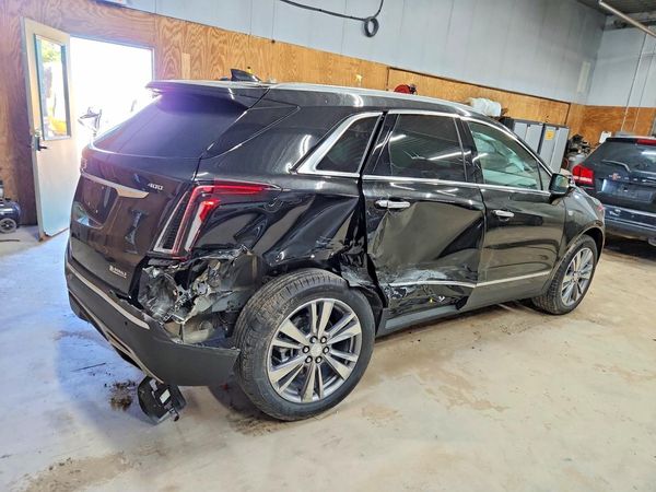 2025 CADILLAC XT5