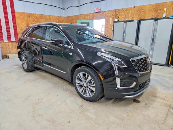 2025 CADILLAC XT5