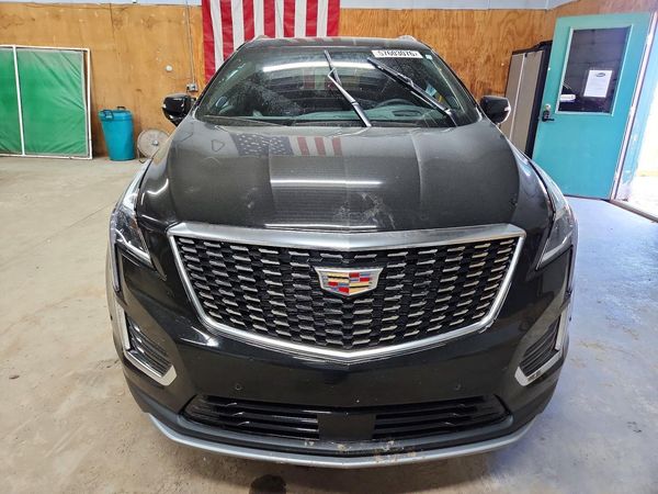 2025 CADILLAC XT5