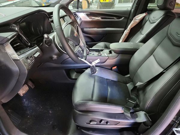 2025 CADILLAC XT5