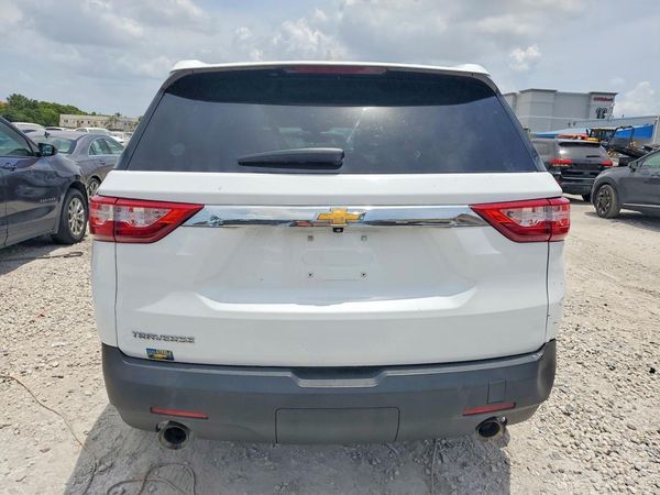 2021 CHEVROLET TRAVERSE LS