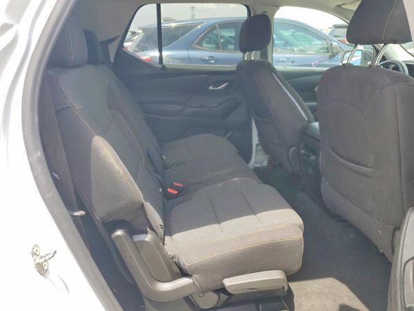 2021 CHEVROLET TRAVERSE LS