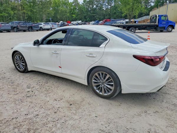 2022 INFINITI Q50 LUXE