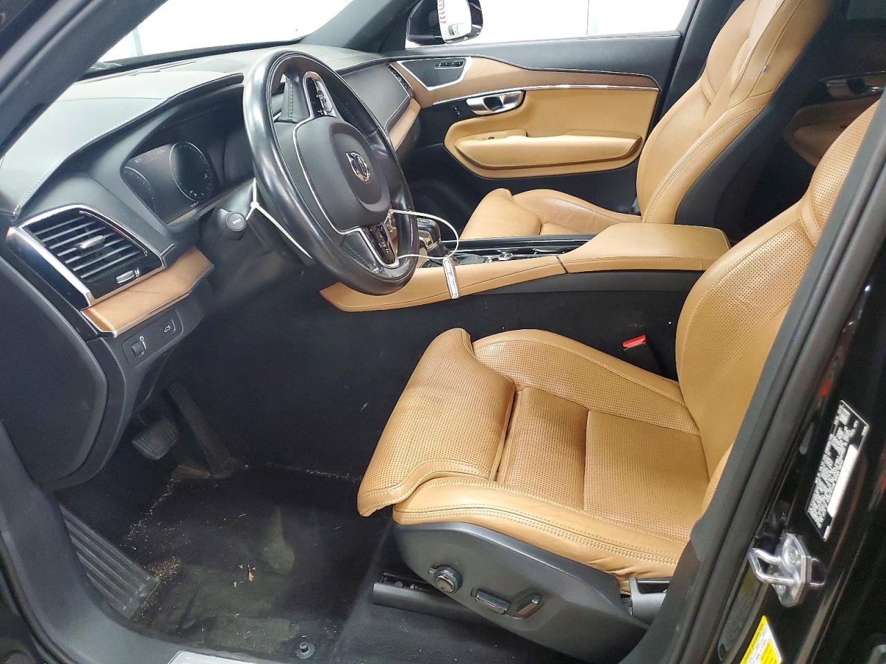 2017 VOLVO XC90 Inscription