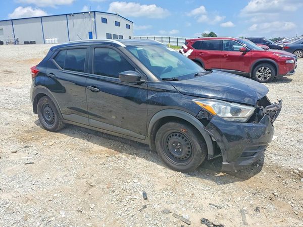 2019 NISSAN KICKS