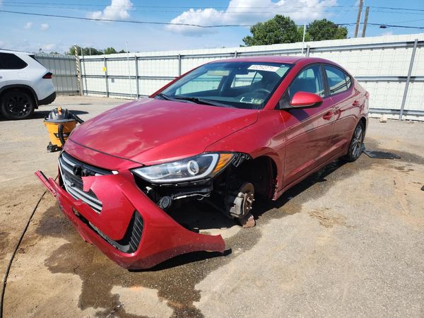 2017 HYUNDAI ELANTRA — Front 3/4