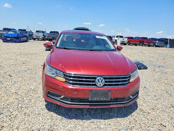 2019 VOLKSWAGEN PASSAT Wolfsburg
