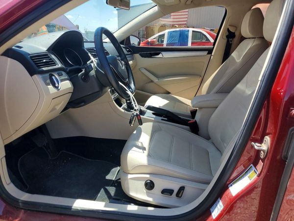 2019 VOLKSWAGEN PASSAT Wolfsburg