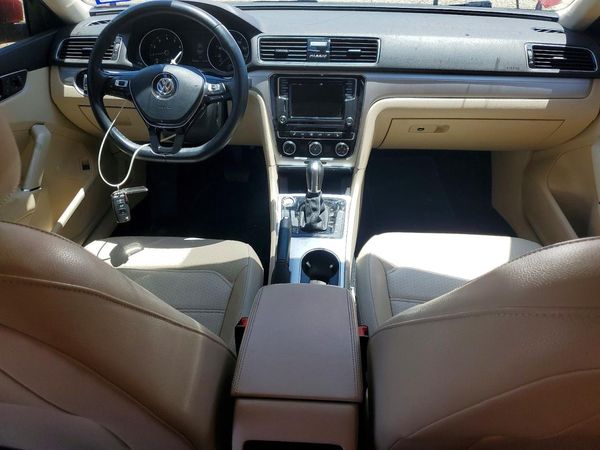 2019 VOLKSWAGEN PASSAT Wolfsburg