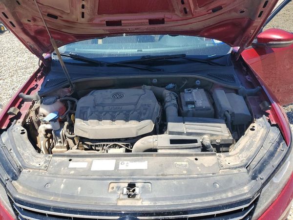 2019 VOLKSWAGEN PASSAT Wolfsburg