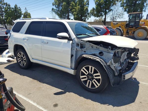 2022 TOYOTA 4RUNNER Limited