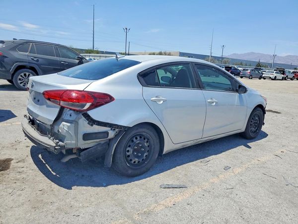 2017 KIA FORTE
