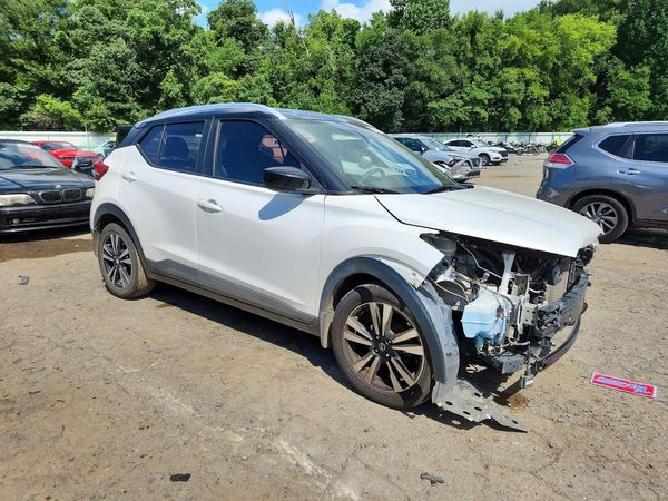 2018 NISSAN KICKS
