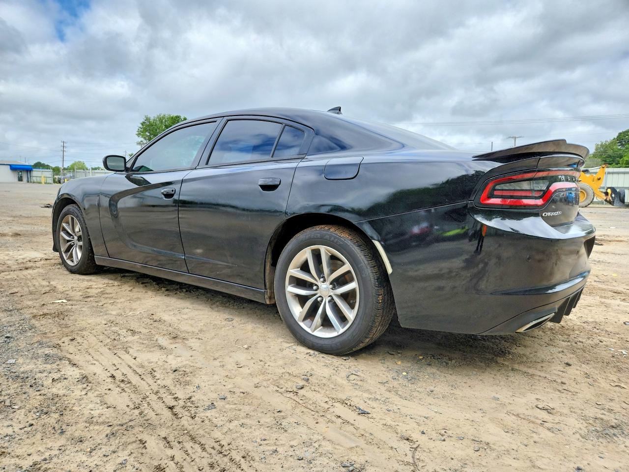 2016 DODGE CHARGER SXT