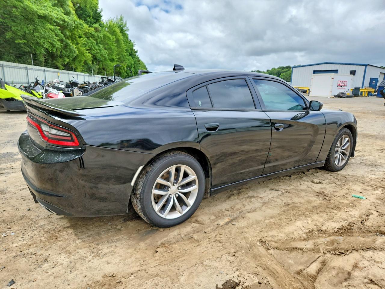 2016 DODGE CHARGER SXT