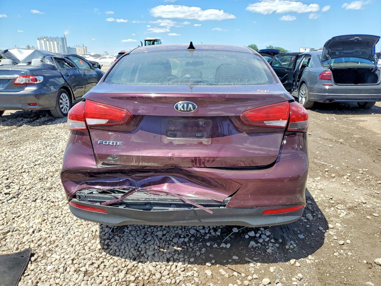 2017 KIA FORTE LX Base