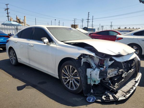 2020 LEXUS ES