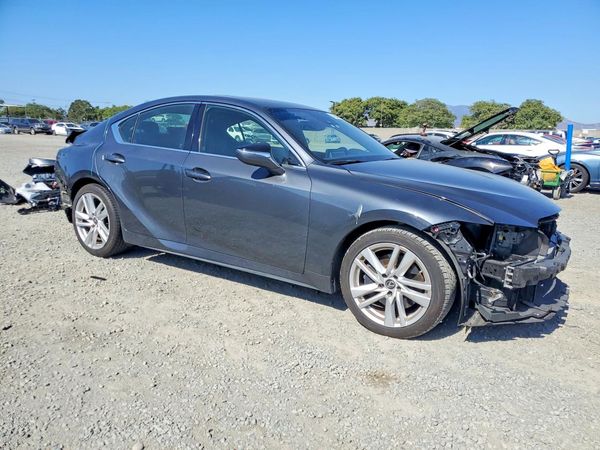 2021 LEXUS IS 300 Comfort