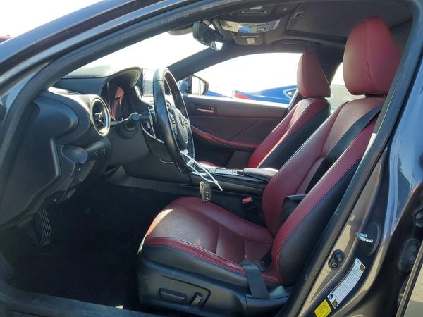 2021 LEXUS IS 300 Comfort