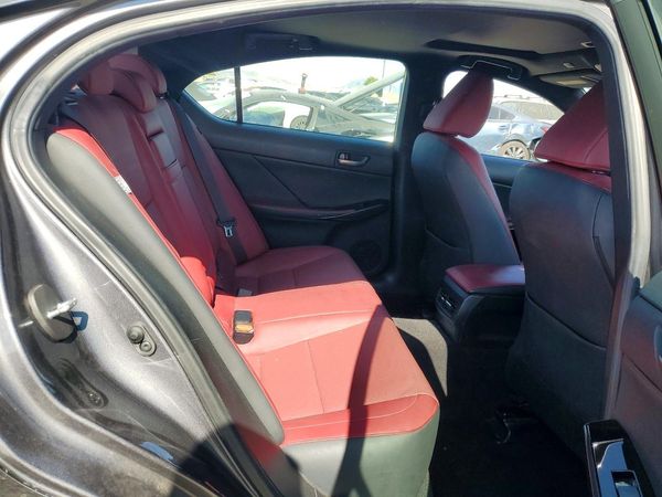 2021 LEXUS IS 300 Comfort