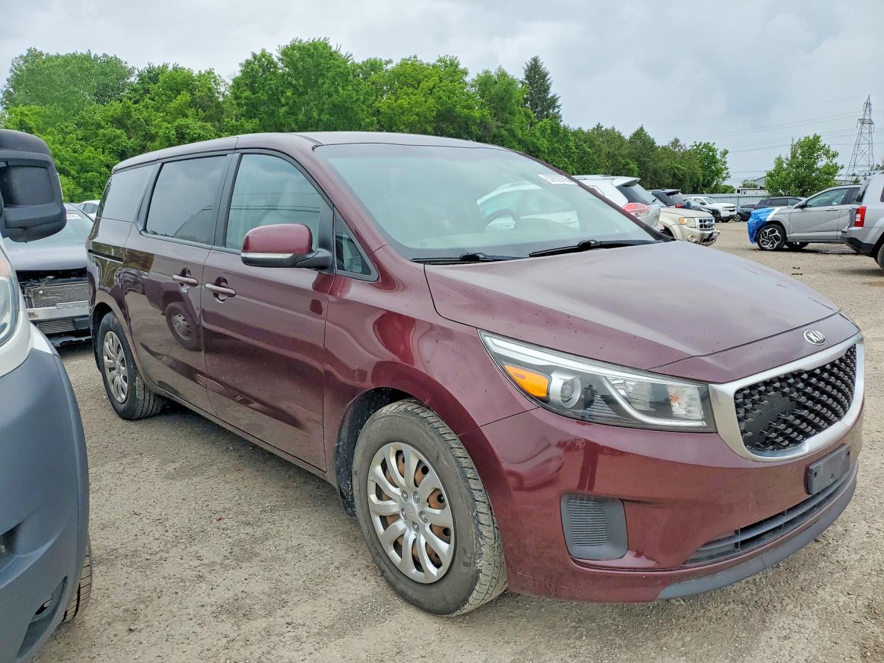 2016 KIA SEDONA L - Low level