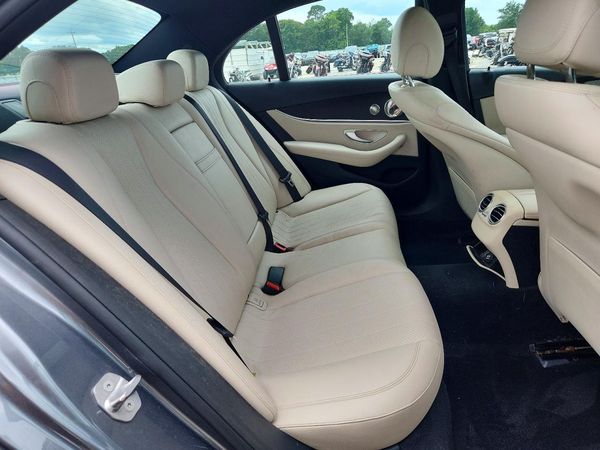 2017 MERCEDES-BENZ E