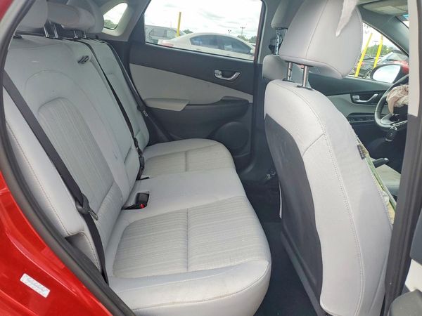 2022 HYUNDAI KONA