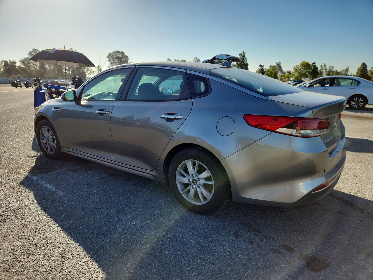 2016 KIA OPTIMA GL