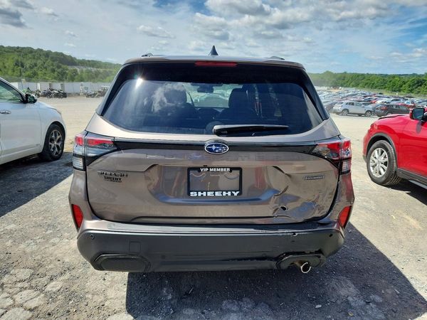 2025 SUBARU FORESTER