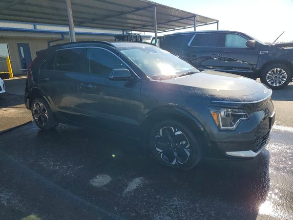 2024 KIA NIRO Wind