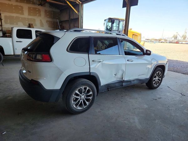 2020 JEEP CHEROKEE LATITUDE PLUS 4X4