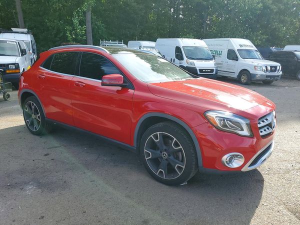 2019 MERCEDES-BENZ GLA GLA250